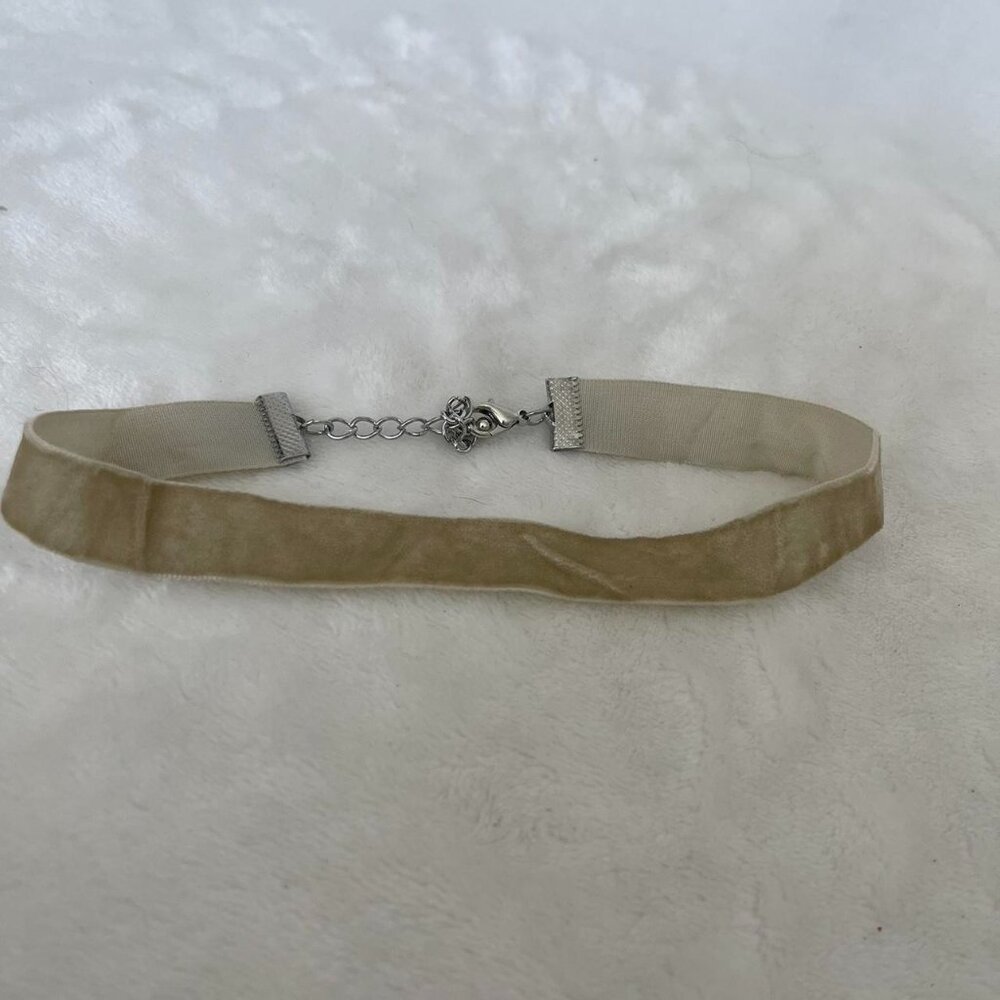 Choker necklace  #y2k #preppy #croquette #barbie #90s  Elegant, Timeless, Delica